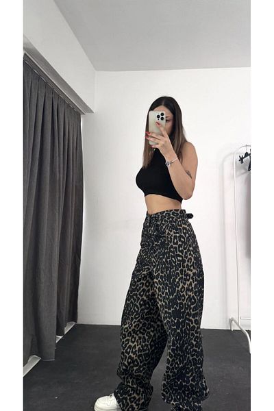 SU SHE Wander's - Leopard Patterned Baggy Jeans (New Season)