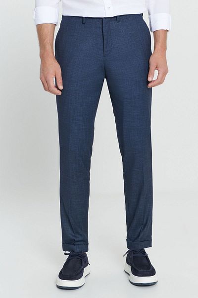 AC&Co / Altınyıldız Classics Sötétkék Comfort Fit férfi nadrág - laza szabású, oldalzsebekkel és elasztikus derékkal
