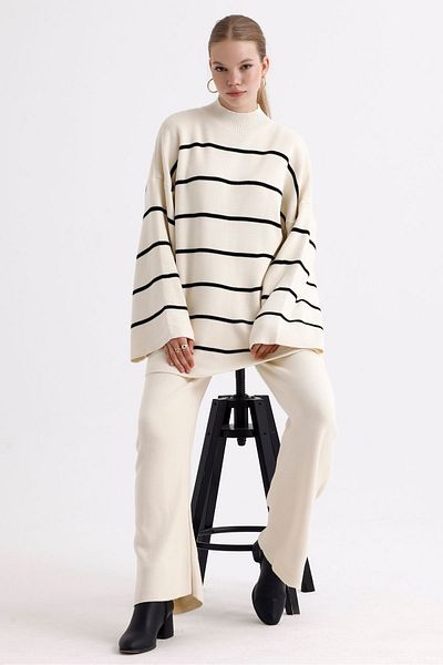 MD trend Women's Spanish Sleeve Knitwear Sweater and Trousers Set - Stand Collar