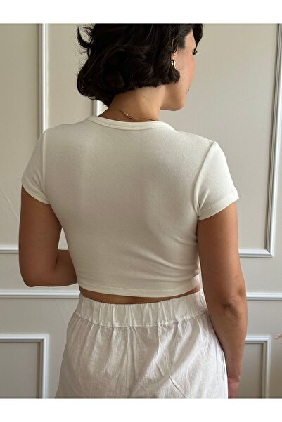 nidistore Ecru Short Sleeve Crop Blouse - Crew Neck