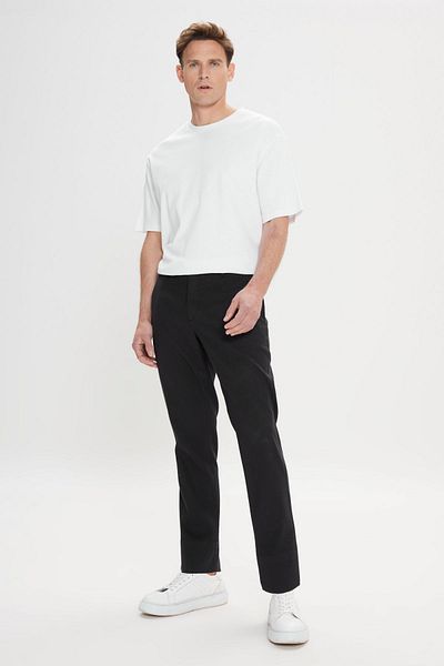 AC&Co / Altınyıldız Classics Black Comfort Fit Men's Trousers - Relaxed Fit, Side Pockets and Elastic Waist