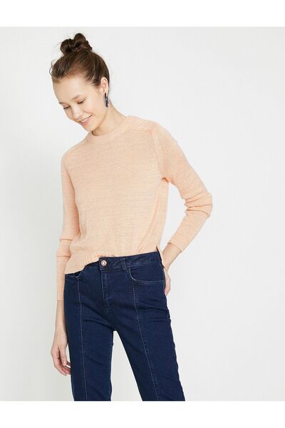 Koton Strickpullover – Design mit Rundhalsausschnitt