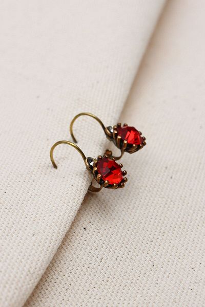 Süspüs Accessories أقراط نسائية أصلية مستديرة من الحجر الأحمر