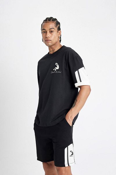 DeFacto Shaquille O'Neal Kurze Shorts mit Standardpassform - C7303ax24hs