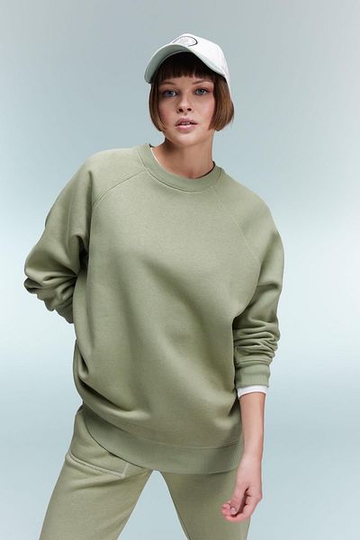 DeFacto Übergroßes, gerades, dickes Basic-Sweatshirt mit Rundhalsausschnitt V2697az23wn