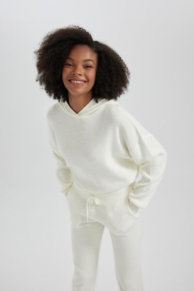 DeFacto Oversize Fit Kapüşonlu Kazak R1700az23au