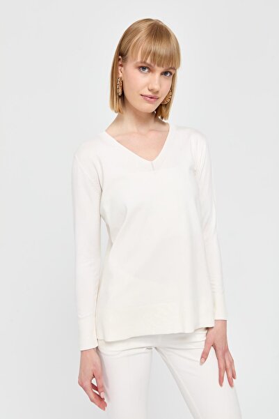 Desen Triko Ecru Women's Sweater - V-Neck, Slits on the Front and Back
