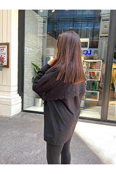 Qaju Cămașă neagră oversize pentru femei - Detaliu feston pe spate