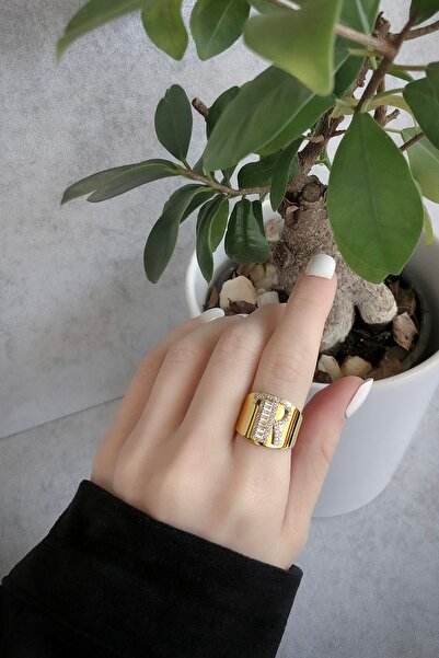 SUNSHINE 925 Ayar Gold Kaplamalı Beyaz Taşlı Harfi Pırlanta Işçilik Gümüş Yüzük