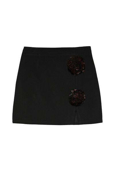 Quzu Women's Black Mini Skirt with Rose Accessories