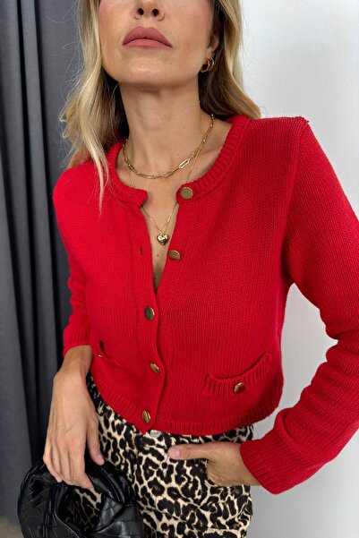 Sue Store Κόκκινη πλεκτή ζακέτα με χρυσά κουμπιά
