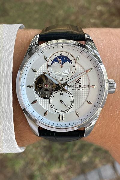 Daniel Klein NEW MOON AUTOMATIC Wristwatch - Leather Black Luxury Wristwatch Suitable for Sports and Classic Wear