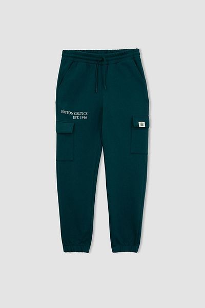 DeFacto Nba Boston Celtics Standard Fit Jogger Sweatpants A9684Ax23Wn