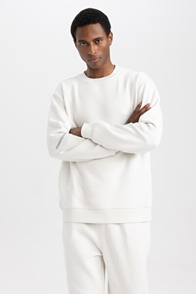 DeFacto Fit Standart Fit Bisiklet Yaka Basic Düz Reflektör Kalın Sweatshirt Y4531az23au