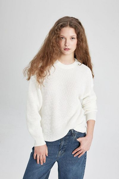DeFacto Crew Neck Thessaloniki Knitwear Sweater - Regular Fit H6905Az24Wn