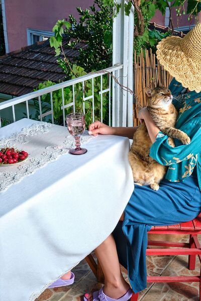 Nazik Home Tablecloth with Vole Runner (150 X 250 cm)