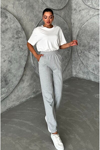 My Blog Šedé tepláky s travnatou přední částí