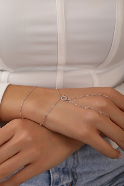 SUNSHINE 925 Ayar Rodyum Kaplamalı Beyaz Taşlı O Harfi Gümüş Şahmeran