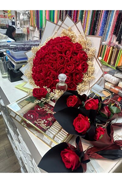 Yücel boncuk Kız Isteme Çikolata Çiçek 41 Li Buket 60 Çikolata