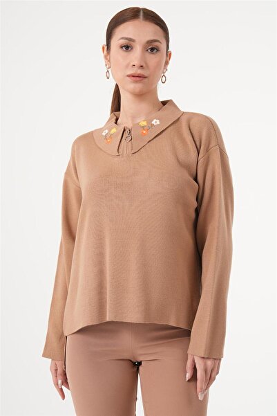 Nassah بلوزة بلون القهوة الحليبية