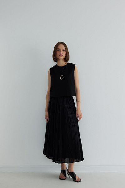 Suud Collection Pleated Black Donette Skirt