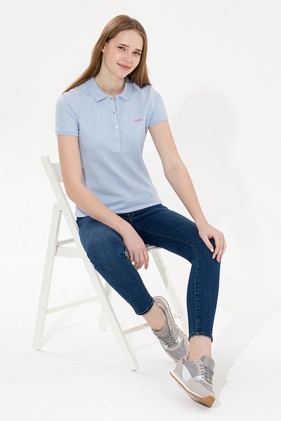 U.S. Polo Assn. Tricou de damă albastru deschis cu gât polo - 50266348 -VR003
