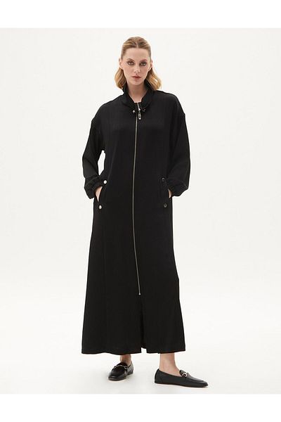 Kayra Black Wear with Zipper Closure