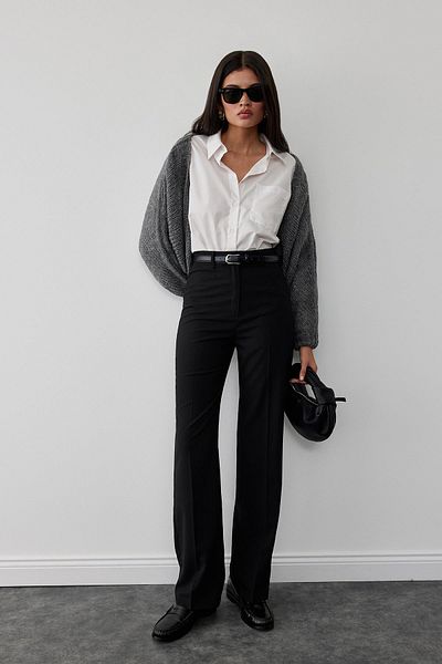 Suud Collection Schwarze, gerade geschnittene Hose für jeden Tag