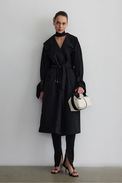 Suud Collection Μαύρη Μεταλλική Πόρπη Oversize Καμπαρντίνα