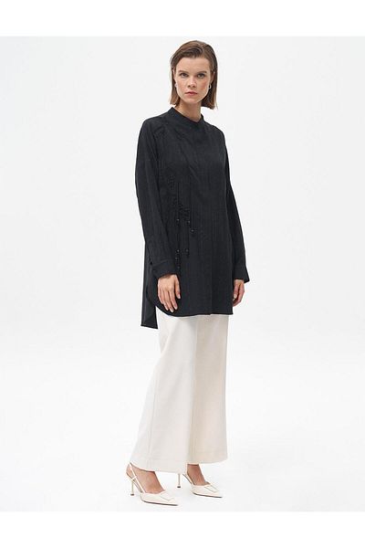 Kayra Black Wafer Embroidery Tunic