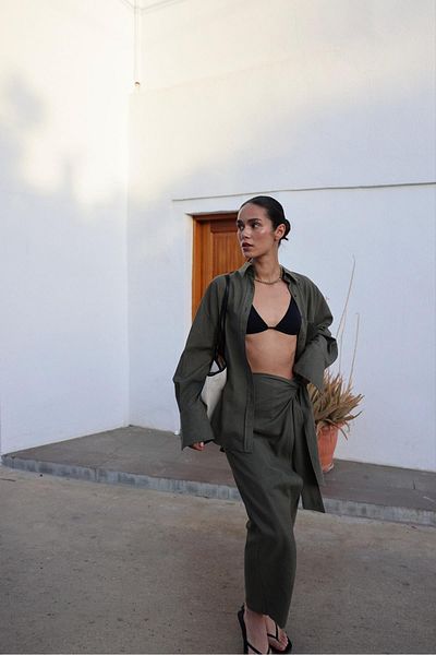 Suud Collection Khaki Mild – základní košile s kapsami