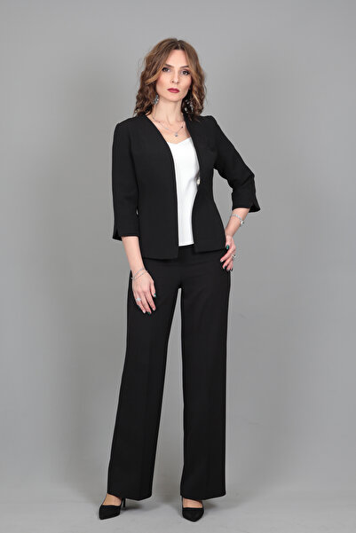 ÖNDER ÖZSOY V Yaka Boydan Kuplu Kısa Ceket & Bol Paça Pantolon-Siyah