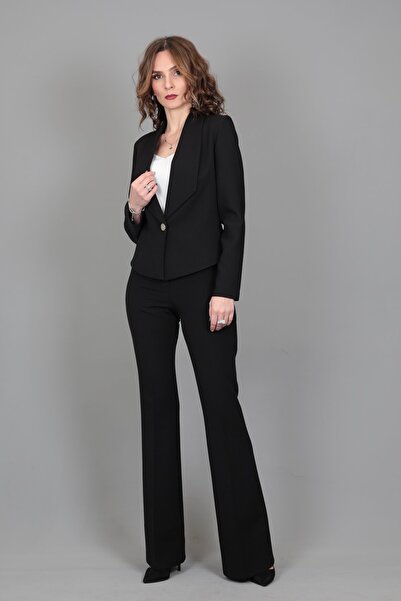 ÖNDER ÖZSOY Mini Ceket & İspanyol Paça Pantolon Takım-Siyah