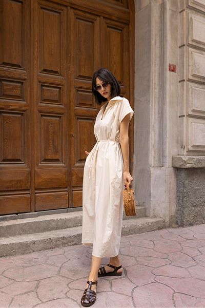 Askı Nişantaşı Φόρεμα Oversize Χρώμα Πέτρινο Φαρδύ γιακά