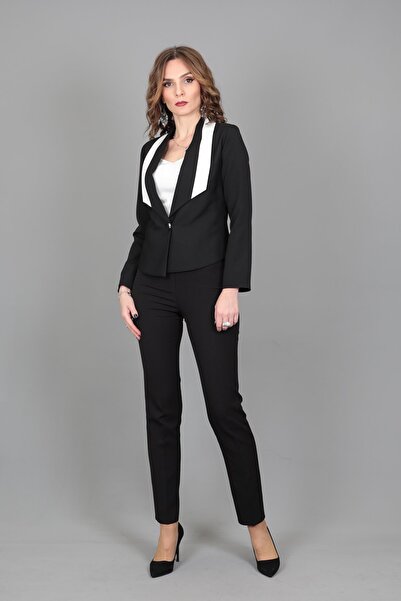 ÖNDER ÖZSOY Şeritli Mini Ceket & Boru Paça Pantolon Takım-Siyah