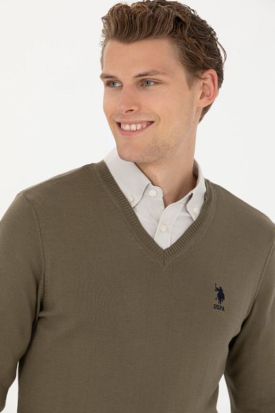 U.S. Polo Assn. Men's Khaki Basic Sweater 50269002 -Vr027