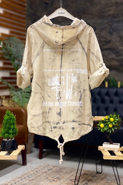 sahnemoda سترة من الكتان بغطاء للرأس مع طباعة فرشاة على الظهر