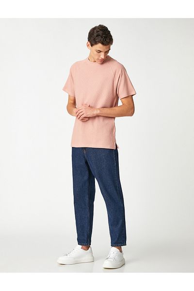 Koton Basic T-Shirt Crew Neck Λεπτομέρεια μανίκι Raglan με υφή
