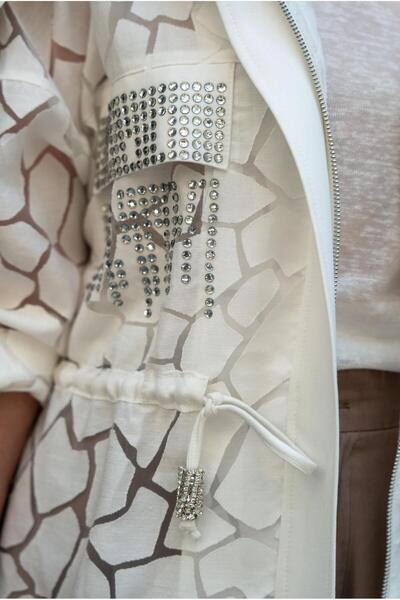 VorNişantaşı Kadın Tasarım Apoletli  Ceket