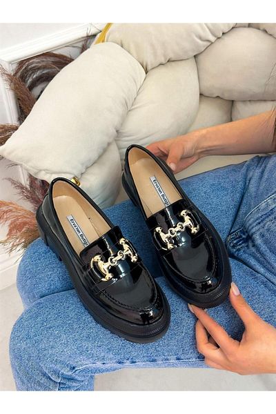 ERVANIN BUTİĞİ Black Patent Leather (Mossible) Chain Detail Women's Loafer