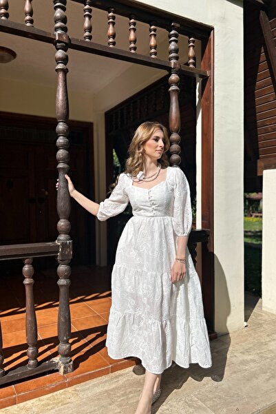 HELİS BUTİK Біла вишита сукня Brode з вишивкою