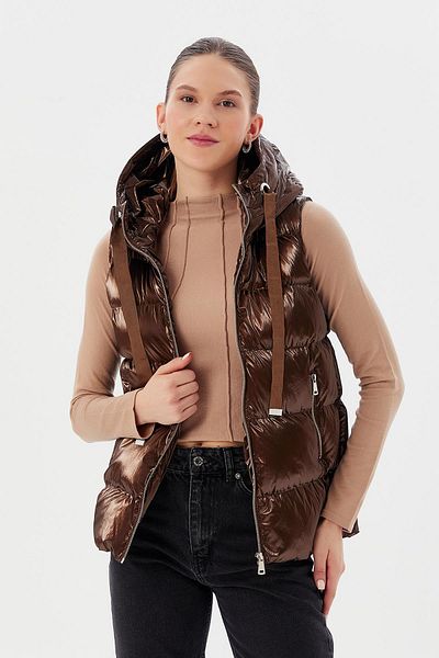 Nish&Chic Gold Zippered Puffer Vest