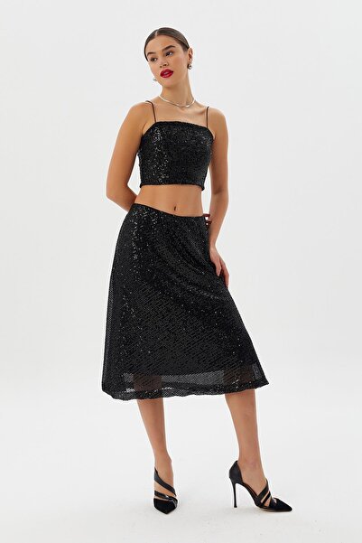 Nish&Chic بوستير مطرز