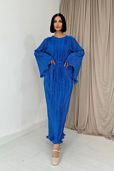 HELİS BUTİK فستان إسباني بطول كامل بطيات باللون الأزرق الداكن