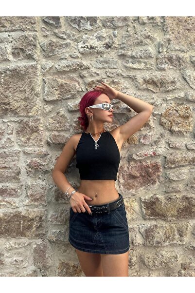 Toum Modessy Y2K Zip Detail Half Zip Sleeveless Black Crop