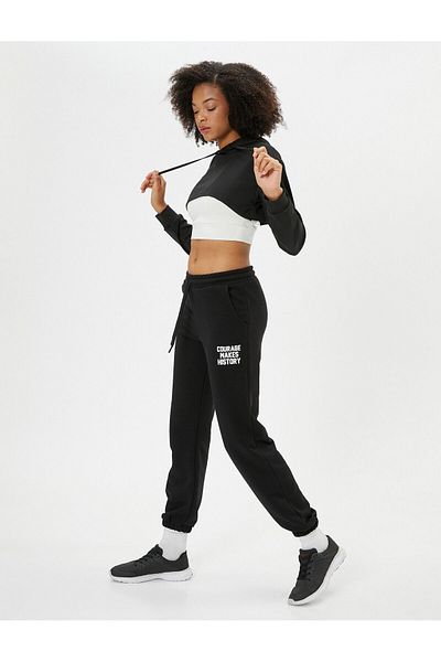 Koton Jogger Sweatpants Print Λεπτομερή τσέπη με δέσιμο ψηλής μέσης Άνετη εφαρμογή
