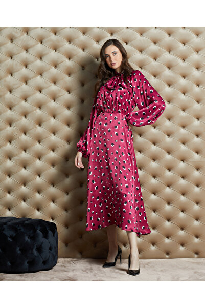 SERPİL Saten Çiçek Desenli Yaka Bağlamalı Mor Elbise 35498