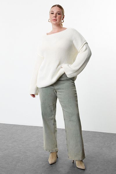 Trendyol Curve Ecru Knitwear Sweater - Boat Neck, Stitching Detail Tbbaw25an00042