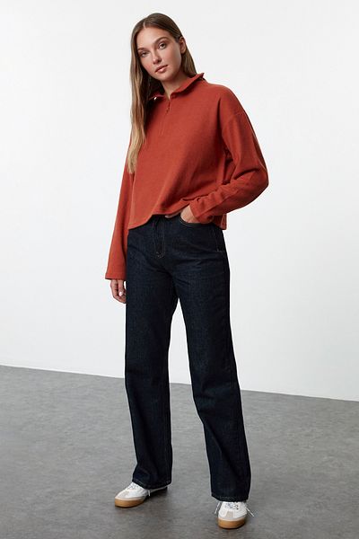 Trendyol Collection Ziegelfarbenes Strick-Sweatshirt mit Reißverschluss und Thessaloniki-Kragen - Regular Fit Twoaw22sw0732