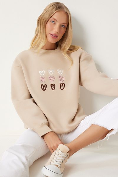 Happiness İstanbul Cremefarbenes Damen-Sweatshirt mit Herzstickerei in Roségold OW00004